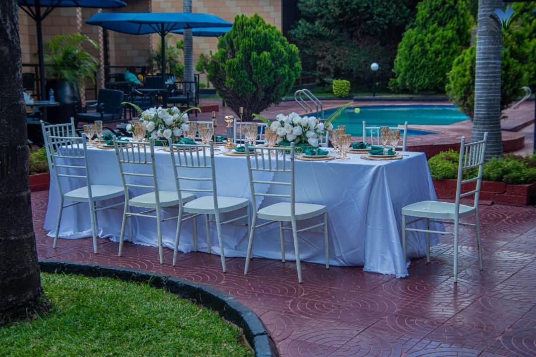 Mika Hotel Kabulonga Lusaka Eksteriør bilde