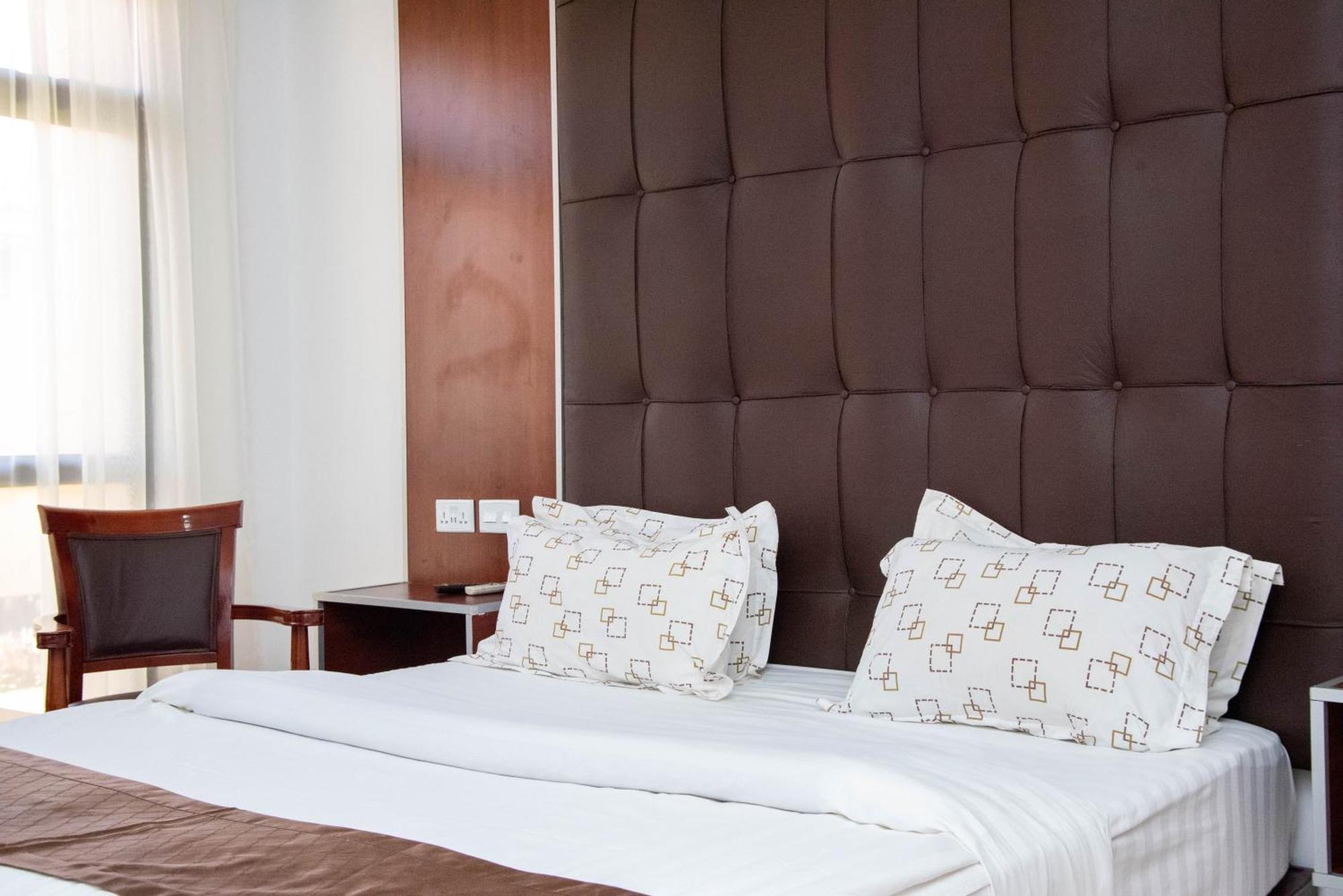 Mika Hotel Kabulonga Lusaka Eksteriør bilde