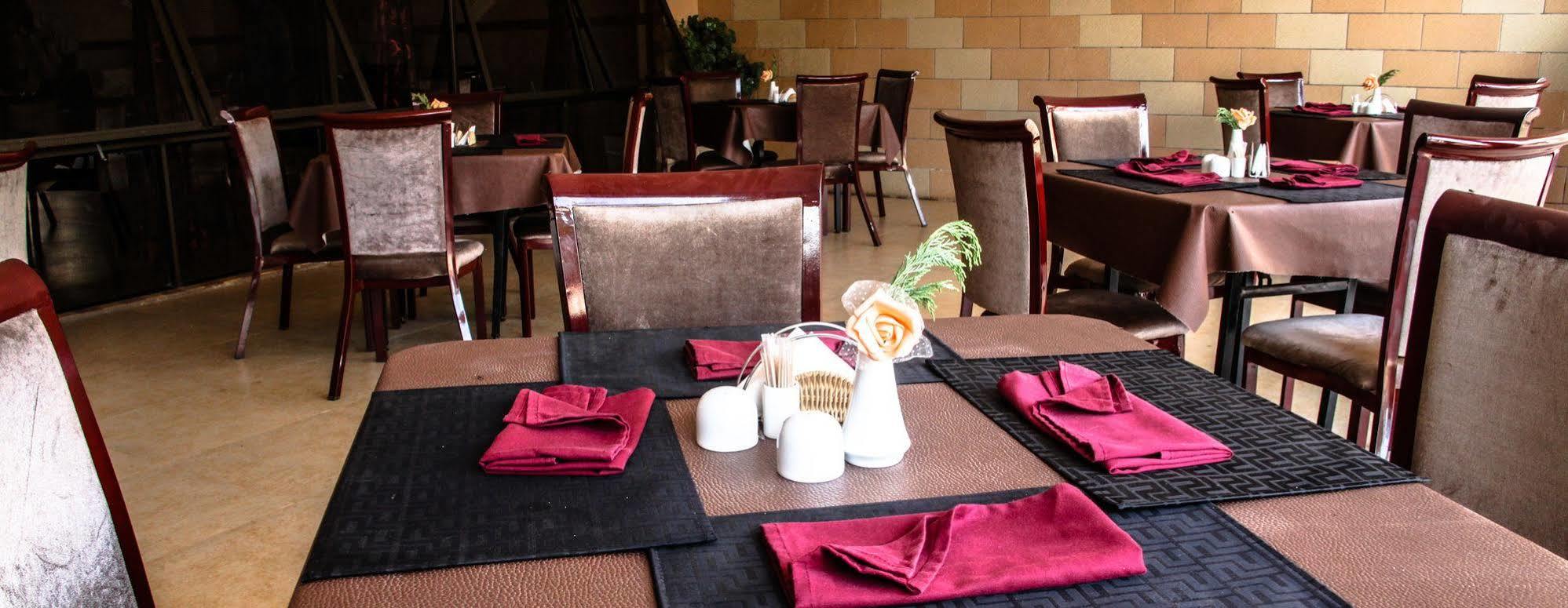 Mika Hotel Kabulonga Lusaka Eksteriør bilde