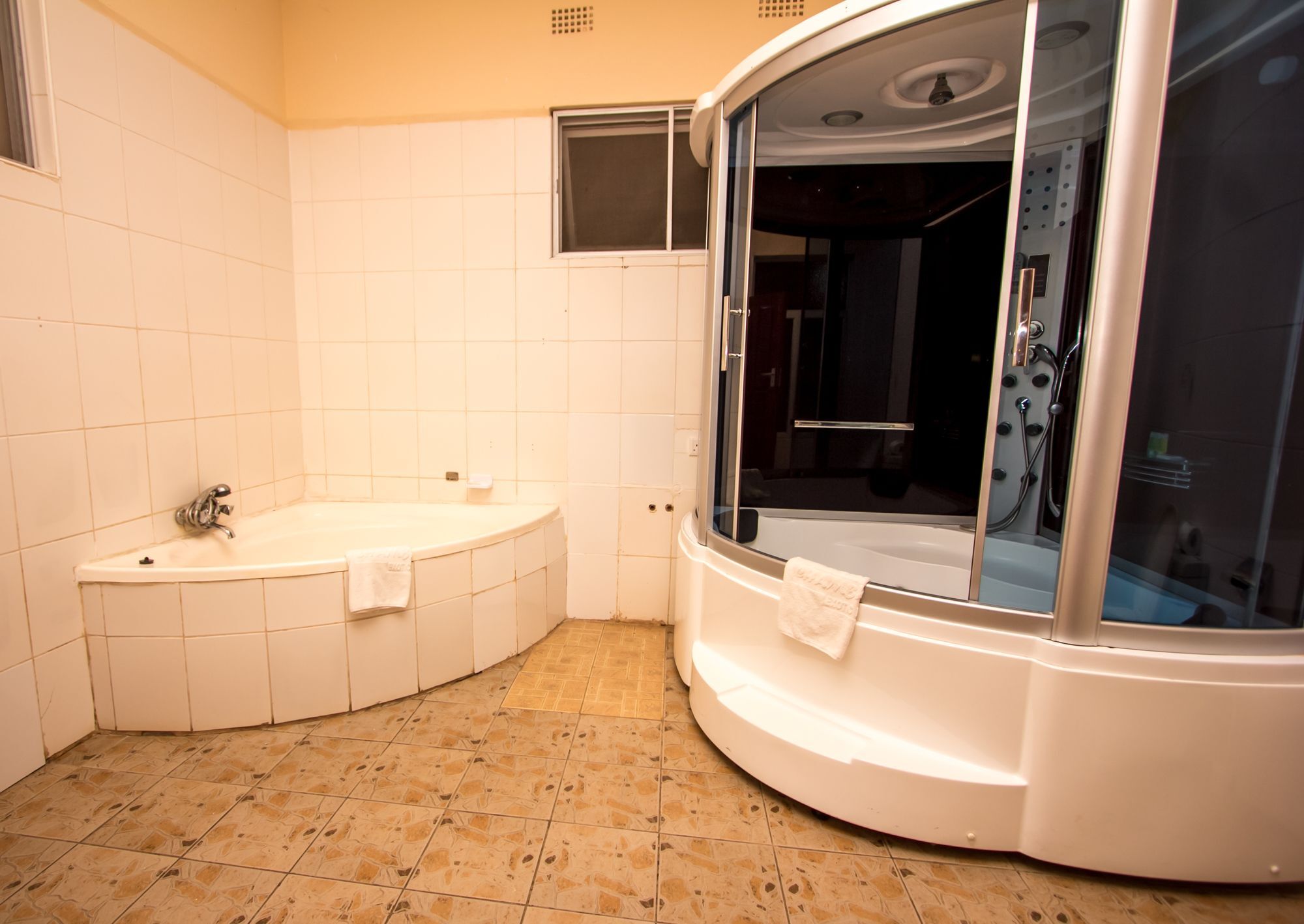 Mika Hotel Kabulonga Lusaka Eksteriør bilde